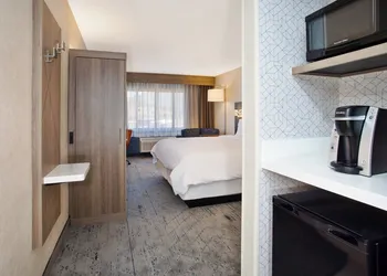 Holiday Inn Express Flagstaff by IHG hotel thumbnail 3