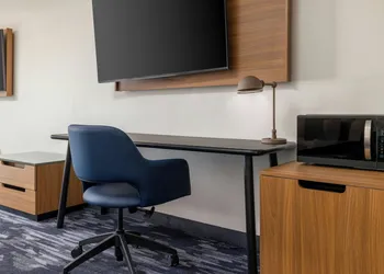 Fairfield Inn & Suites by Marriott Cincinnati Eastgate hotel thumbnail 5