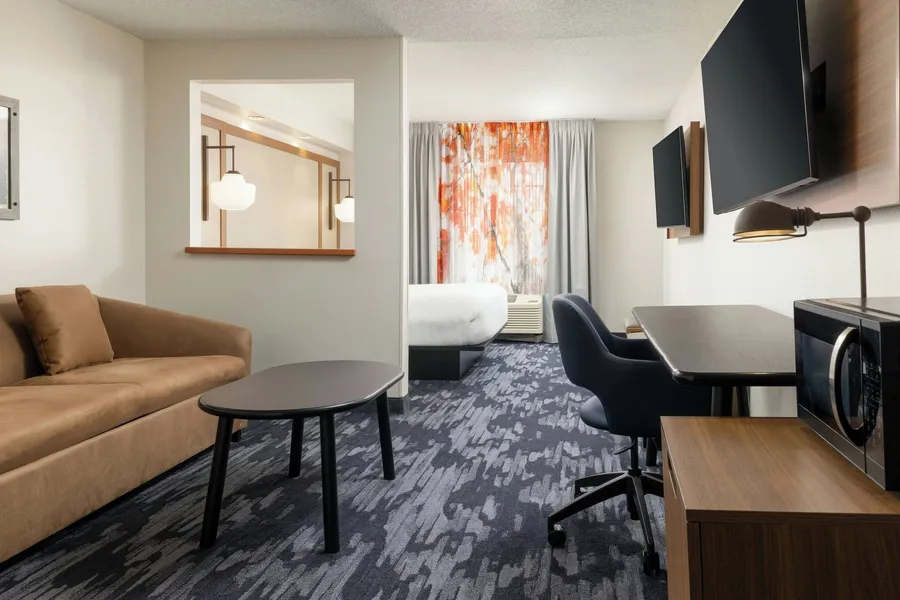 Fairfield Inn & Suites by Marriott Cincinnati Eastgate hotel detail image 6