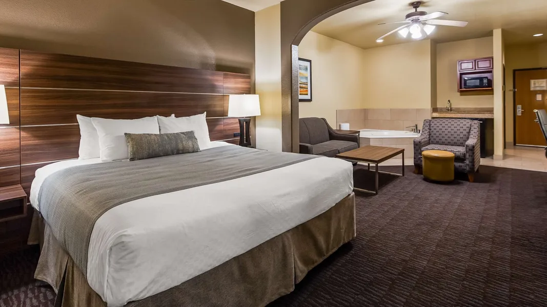 Best Western Plus Hill Country Suites hotel detail image 6