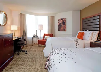 Renaissance St. Louis Airport Hotel hotel thumbnail 6