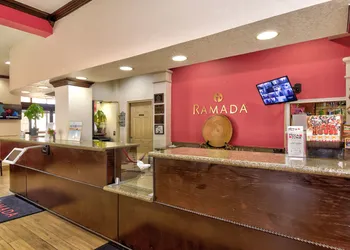 Ramada by Wyndham Oklahoma City Airport North hotel thumbnail 5