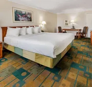 La Quinta Inn by Wyndham Albuquerque Northeast hotel detail image 4
