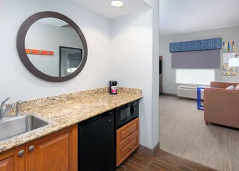 Hampton Inn & Suites Murfreesboro hotel thumbnail 6