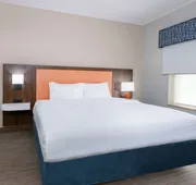 Hampton Inn & Suites Murfreesboro hotel detail image 7