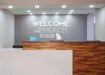 Hampton Inn & Suites Atlanta Airport North I-85 hotel thumbnail 5