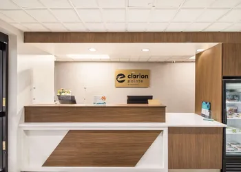 Clarion Pointe New Bern hotel thumbnail 3