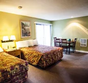 Big Pines Mountain House hotel detail image 4