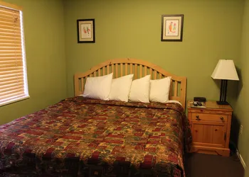 Big Pines Mountain House hotel thumbnail 6