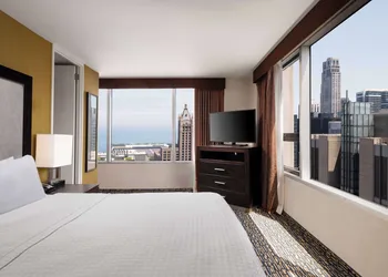 Homewood Suites by Hilton Chicago Downtown/Magnificent Mile hotel thumbnail 5
