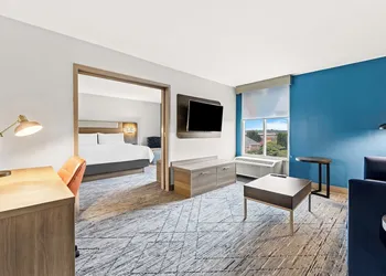 Holiday Inn Express Nashville-Hendersonville by IHG hotel thumbnail 4
