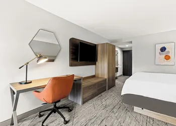Holiday Inn Express Nashville-Hendersonville by IHG hotel thumbnail 5