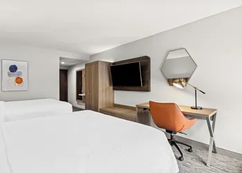 Holiday Inn Express Nashville-Hendersonville by IHG hotel thumbnail 7