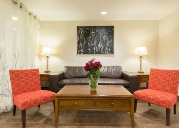Baymont by Wyndham Louisville East hotel thumbnail 3