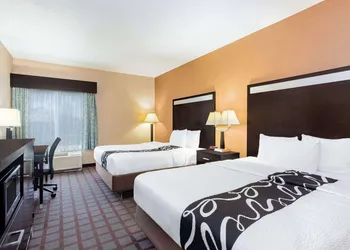 Spark by Hilton Plainfield Indianapolis hotel thumbnail 6