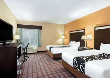 Spark by Hilton Plainfield Indianapolis hotel thumbnail 8