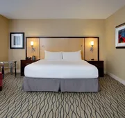 Hilton Rosemont Chicago O'Hare hotel detail image 7