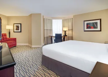 Hilton Rosemont Chicago O'Hare hotel thumbnail 8