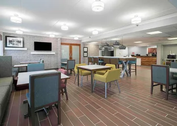 Hampton Inn St. Louis/Westport hotel thumbnail 2