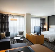 Renaissance Chicago O'Hare Suites Hotel hotel detail image 5