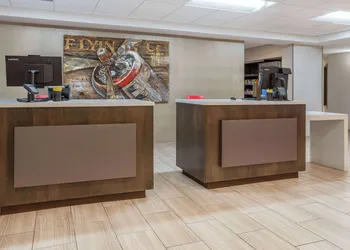 Days Inn & Suites by Wyndham Denver International Airport hotel thumbnail 3