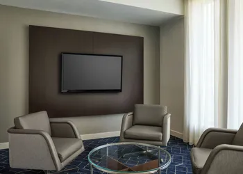 Courtyard by Marriott St Louis Westport Plaza hotel thumbnail 3