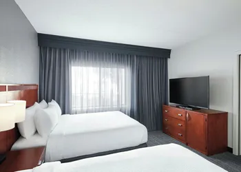 Courtyard by Marriott St Louis Westport Plaza hotel thumbnail 6