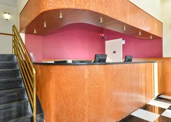 Lex View Inn at JFK Airport hotel thumbnail 2