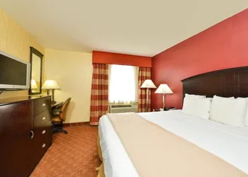 Lex View Inn at JFK Airport hotel thumbnail 8