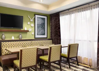 Hampton Inn Houston-Willowbrook Mall hotel thumbnail 3