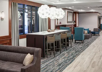 Hampton Inn St. Louis-Downtown (At the Gateway Arch) hotel thumbnail 5
