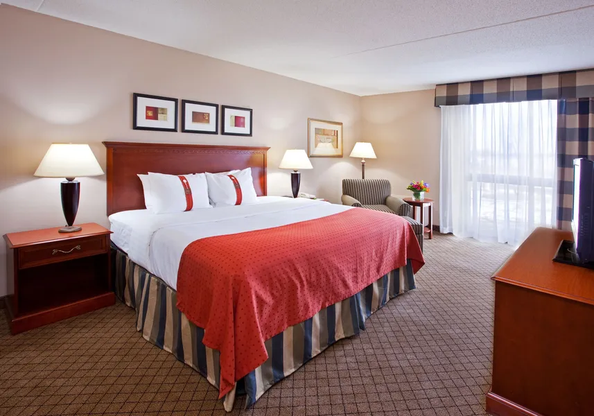 Holiday Inn Hotel & Suites Cincinnati - Eastgate by IHG hotel detail image 6