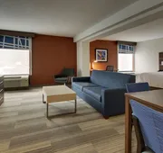 Holiday Inn Express Voorhees - Mt. Laurel by IHG hotel detail image 3