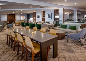 Hilton St. Louis Airport hotel thumbnail 6