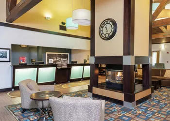 Hampton Inn & Suites Cleveland-Airport/Middleburg Heights hotel thumbnail 3
