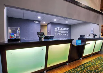Hampton Inn & Suites Cleveland-Airport/Middleburg Heights hotel thumbnail 6