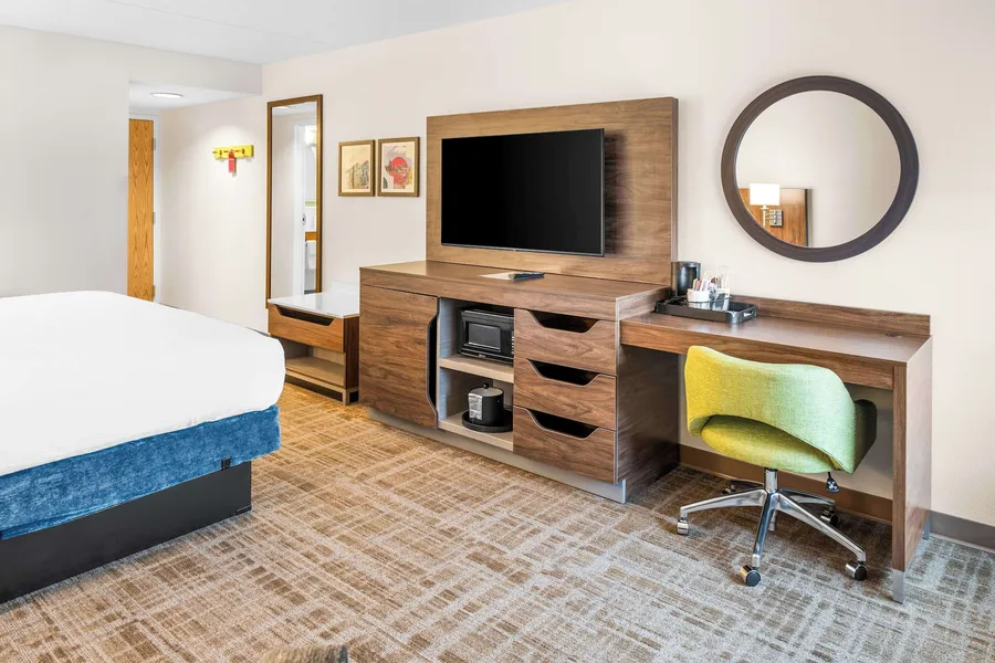 Hampton Inn Grand Rapids-North hotel detail image 6