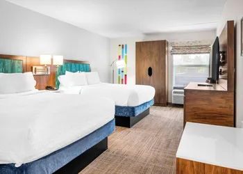Hampton Inn Grand Rapids-North hotel thumbnail 8