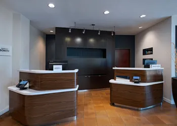 Courtyard by Marriott Austin Airport hotel thumbnail 3