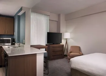 Residence Inn by Marriott Memphis Downtown hotel thumbnail 6
