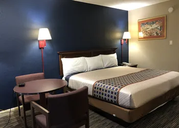 Travelodge by Wyndham Williamsburg Colonial Area hotel thumbnail 8