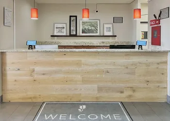 Country Inn & Suites by Radisson, Tucson Airport, AZ hotel thumbnail 3