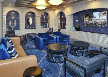 DoubleTree by Hilton Hotel Berkeley Marina hotel thumbnail 2