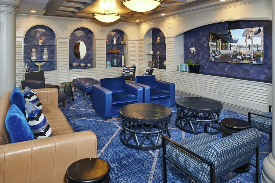 DoubleTree by Hilton Hotel Berkeley Marina hotel detail image 2