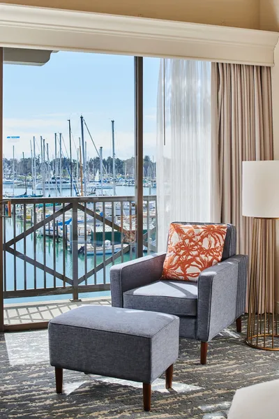 DoubleTree by Hilton Hotel Berkeley Marina hotel detail image 6