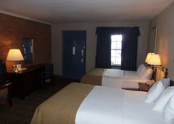 Governor House Inn hotel thumbnail 2