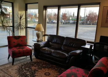 Americas Best Value Inn & Suites Anchorage Airport hotel thumbnail 3