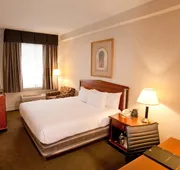 Hilton Cincinnati Netherland Plaza hotel detail image 3