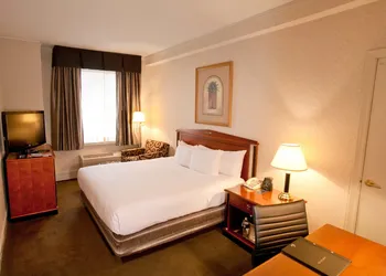 Hilton Cincinnati Netherland Plaza hotel thumbnail 3