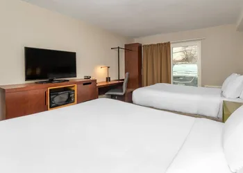 Comfort Inn Ottawa East hotel thumbnail 8
